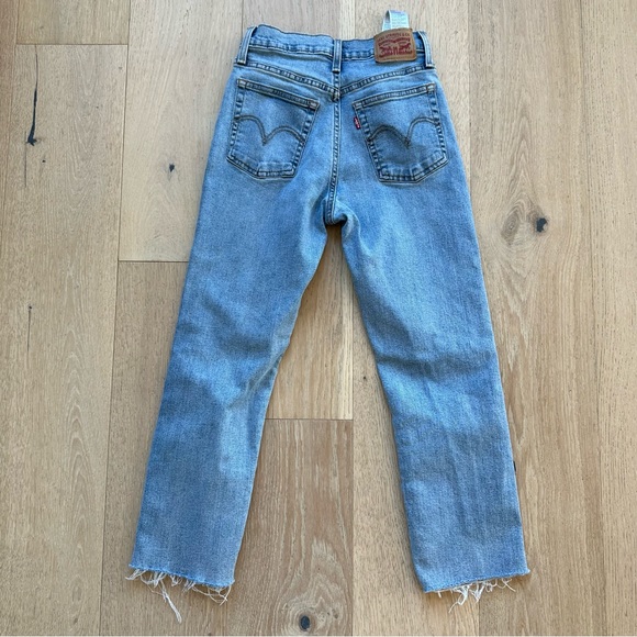 Levis Wedgie Straight Jeans Size 26 - Picture 10 of 14